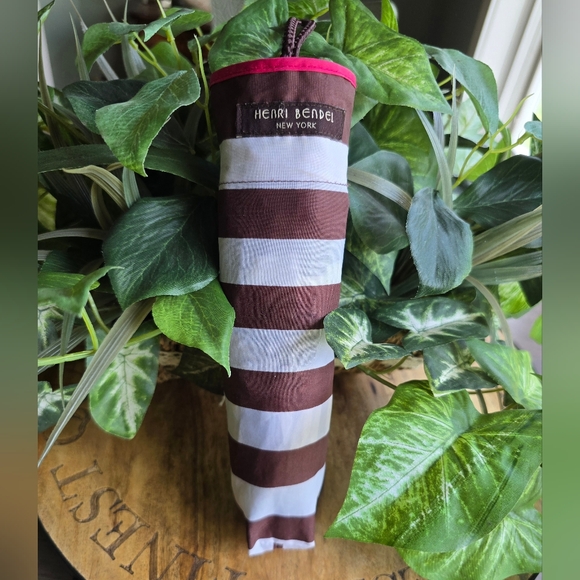 ✨️Henri Bendel Travel Umbrella - Picture 3 of 7